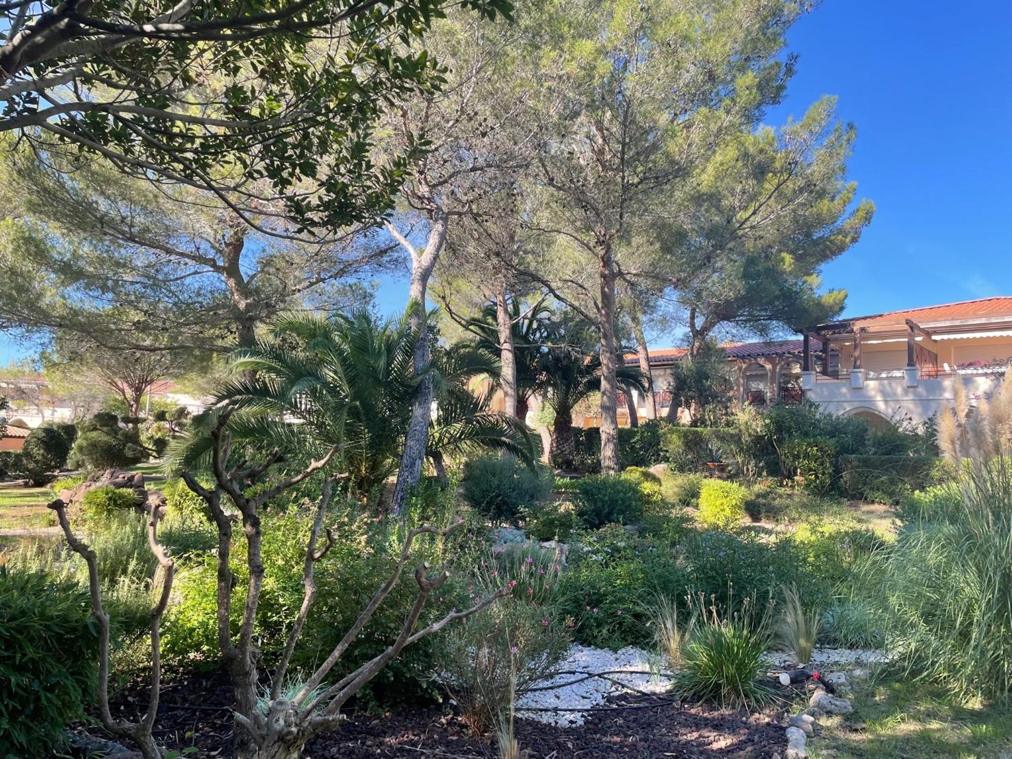 2 Pieces Saint Raphael Renove, Classe 4 Etoiles, 100 M Plages, Piscine, Tennis, Parc, Terrasse, Jardin Privatif المظهر الخارجي الصورة